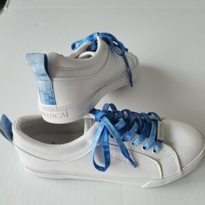 Nautica White Leather Womens Shoes with Blue Laces, Size 6, NWOT